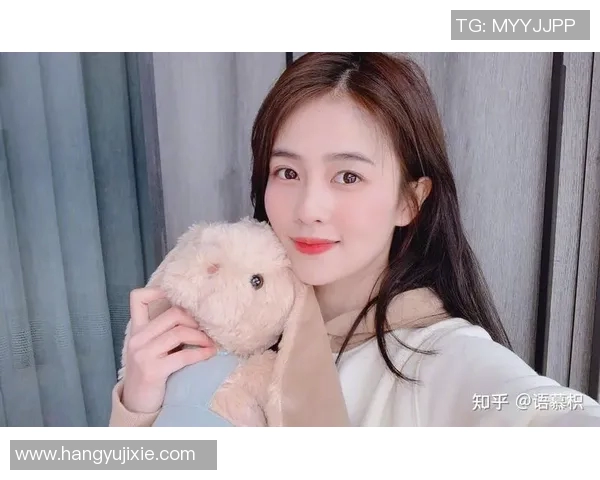 八卦爆料：五大联赛被曝与明星传出绯闻