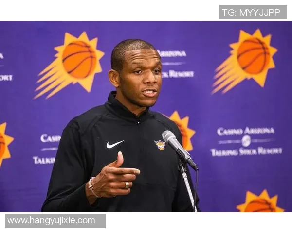 湖人亲承曾考虑离开球队的真实原因 揭秘背后心路历程 湖人亲承曾考虑离开球队的真实原因 揭秘背后心路历程